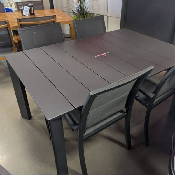 Table Soleo