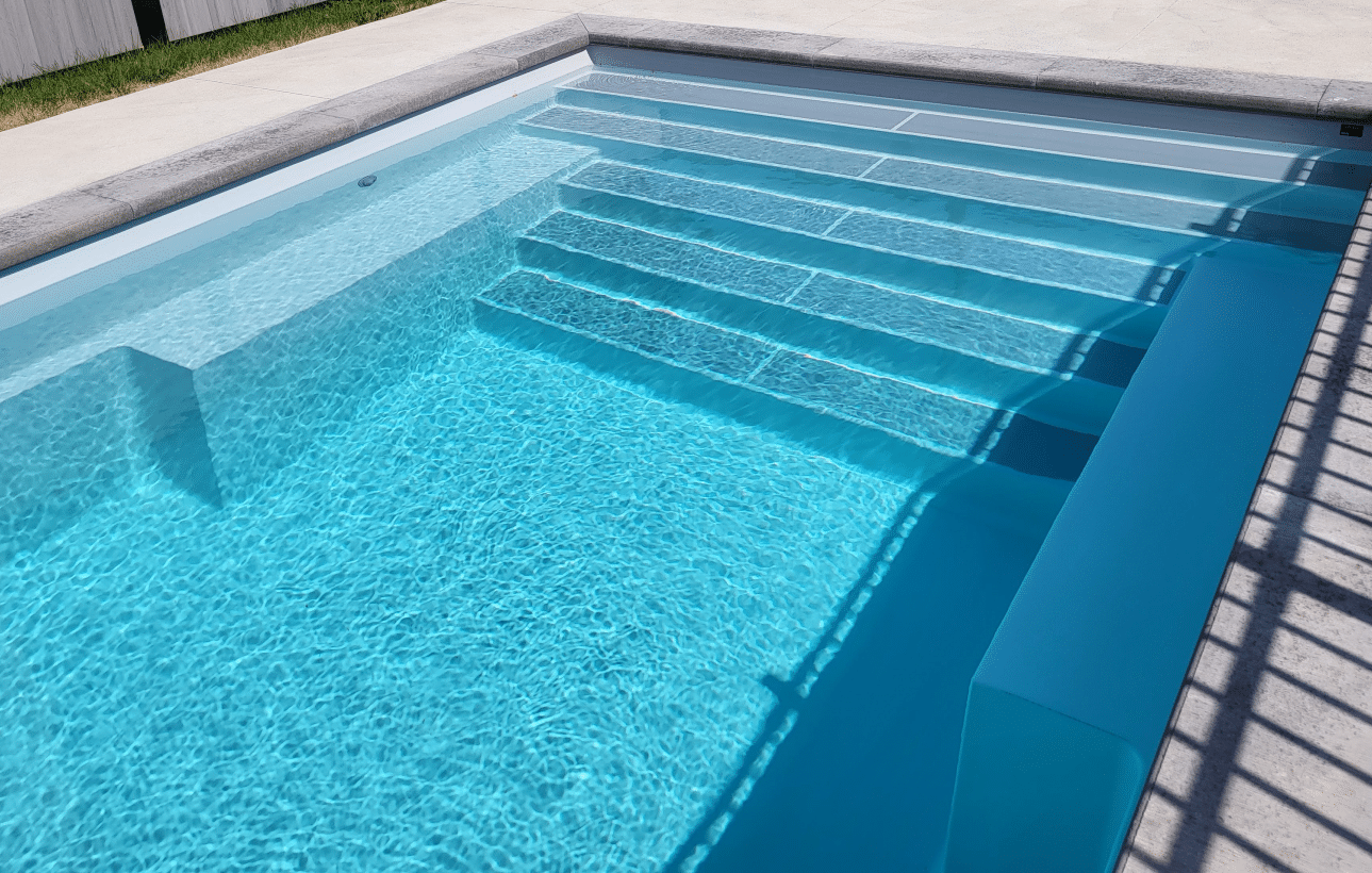 Piscine fibre Mova Concept Piscine Design (10)