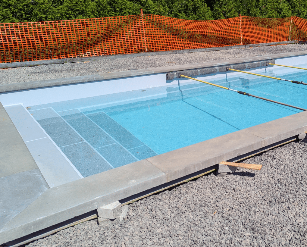 Piscine fibre Mova Concept Piscine Design (7)